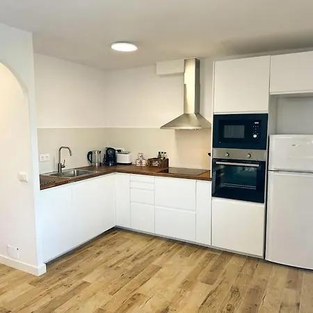 Giuliana Apartment *